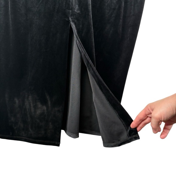 Good American Black V Neck Long Sleeve Velvet Velour Dress Womens 6 Back Slit - Picture 13 of 14